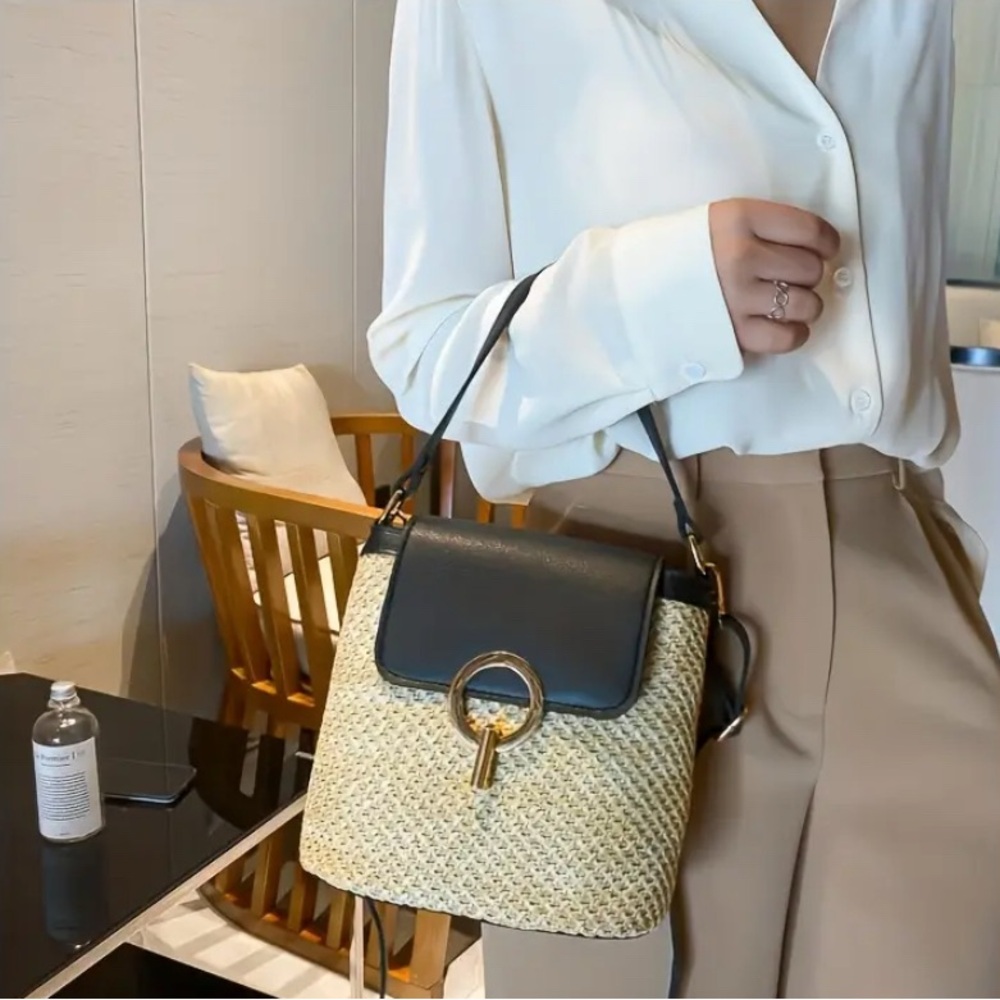 Elegant Black and Tan Handbag